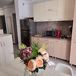 Apartament Blacksea Family - & Pool