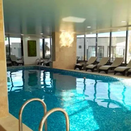 Blacksea Family - & Pool Apartamento